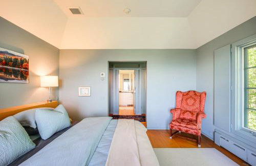 Group-Friendly Newbury Stunner Home Gym, Hot Tub! - Foto 14