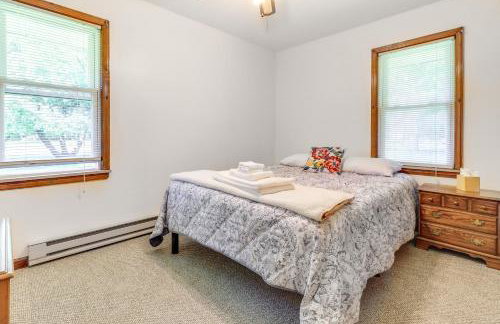 Home about 17 Mi to Detroit with Patio and Grill! - Foto 13