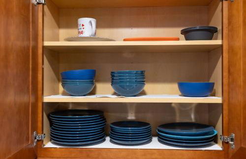 Spacious 3-Bedroom Villa with Heated Saltwater Pool and Fenced Yard in Oakland Park - Foto 55