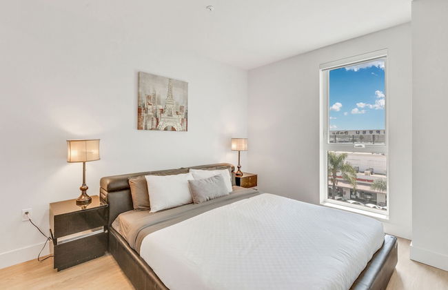 Stylish 2BR Near Dodgers Stadium by Oneluxstay - Foto 28