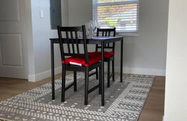 4 Stanford! Furnished Apartment, Gated Parking, Laundry - Foto 3