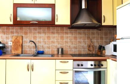 Steinturm mit Dach-Terrasse zwischen Fluß, Meer und Gebirge- Spiti Pirgos - Foto 22