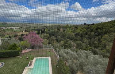 Small Rustic Apartment - Photo 26