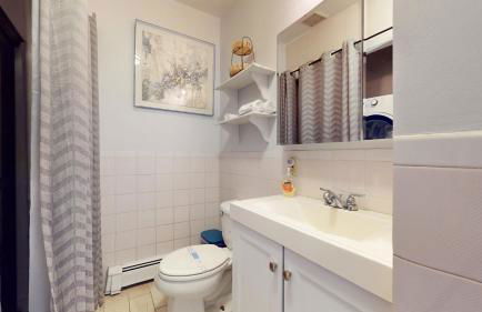 Modern,02 mile to Northeastern, in unit laundry - Foto 17