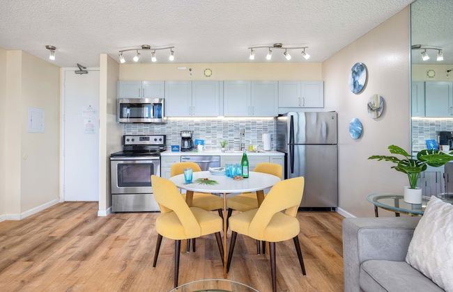 Diamond Head and Partial Ocean views with 2 Beds and Parking - Foto 73