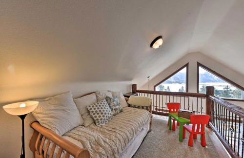 Gorgeous Twin Lakes Home with Deck Overlooking Mtns! - Foto 20