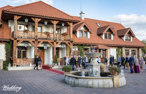 Dwór Sulejów - Photo 3