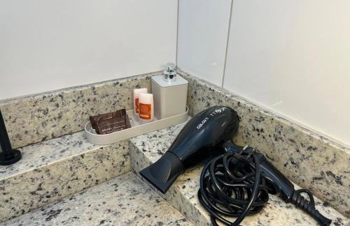 Casa 04 - Casa com 2 quartos, sendo uma suíte localizada próximo a rodoviária e o aeroporto - Photo 17