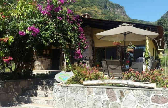 Casa Buen Aventura, Panajachel, Solola, Guatemala - Casa de Campo Familiar - Foto 1