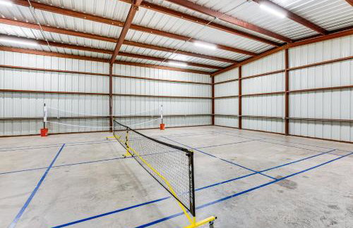 Heated Spa, Fire Pit! 14-Acre Terrell Ranch Escape - Foto 32