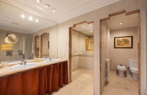 CASA CON PISCINA EN EL CENTRO - Foto 17