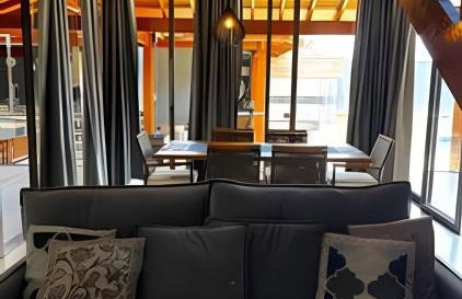 Casa incrível com piscina, hidromassagem e sauna - Foto 79