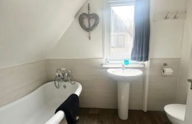 Charming & Spacious Holiday Home - Foto 10