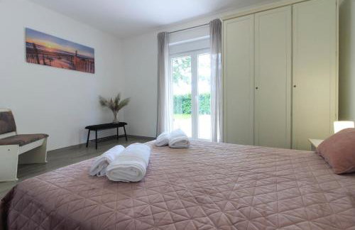 Wonderful villa wit pool surrounded by nature, high level of privacy a few minutes to the beach and town center by car by WiiBuk - Foto 6