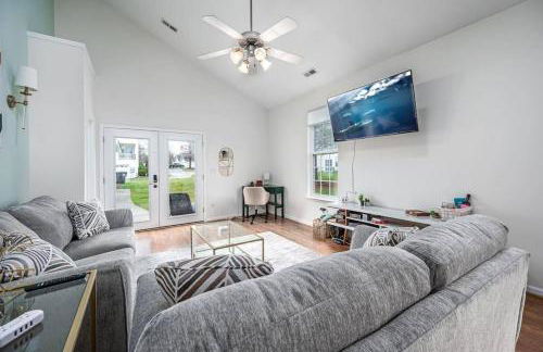 Duke 10 Min Away 3 Bedroom - Photo 1