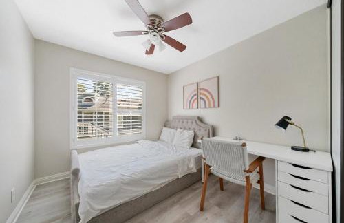 Charming 3BR - Prime Northwood Location - Foto 25