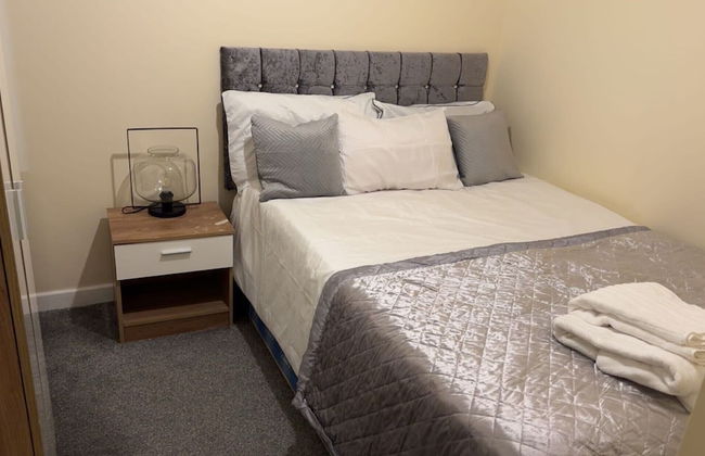 Modern Apt - City Views - Parking - Sleeps 3 - Photo 3