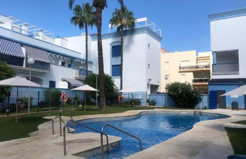 AMPLIO PISO EN COSTA BALLENA A 100 M DE LA PLAYA - Foto 10