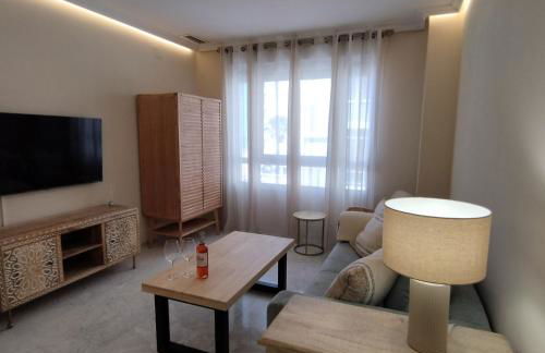 Apartamento reformado con vistas al mar - Photo 10