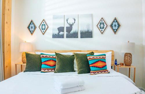 The Prairie Suite Newly Built Upscale Central - Photo 16