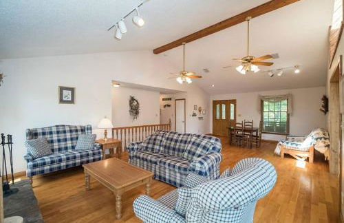 BLAZE your Own Trail! 100 Acres Private Property - Foto 19