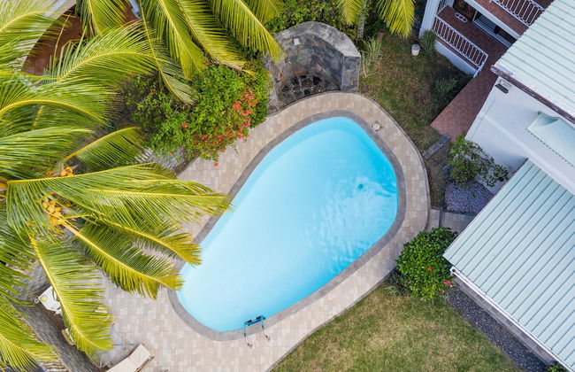 Villa with Heated Pool - Photo 36