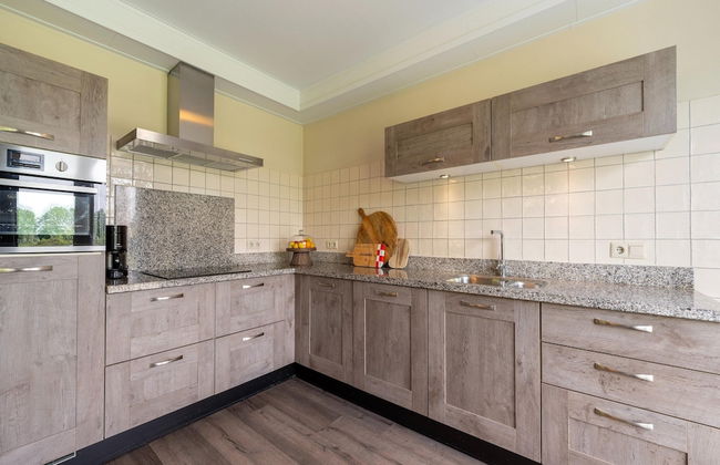 Cozy Holiday Home in Nistelrode With Garden - Photo 19