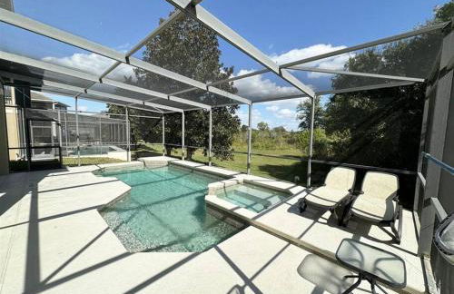 537 4BR Private Pool Spa Conservation Views 2 Masters Near Disney - Foto 18