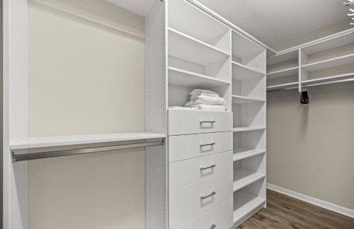 The Golden Palm Mins to Eastport Square and Middleton With Electric Golfcart - Photo 18