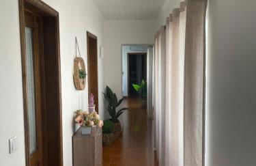 House In The Valley - Photo 12