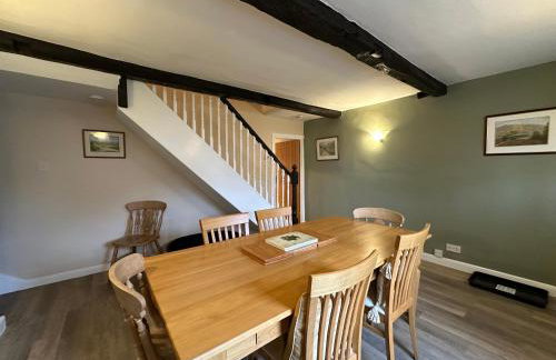 Cottage No1 Four Bed Lakeland Retreat and Hot Tub - Foto 16