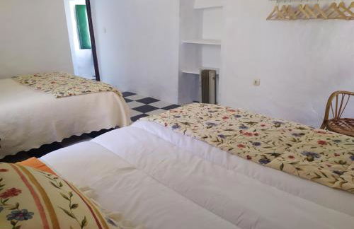 Charming house in Estepa, mountain view - Photo 9