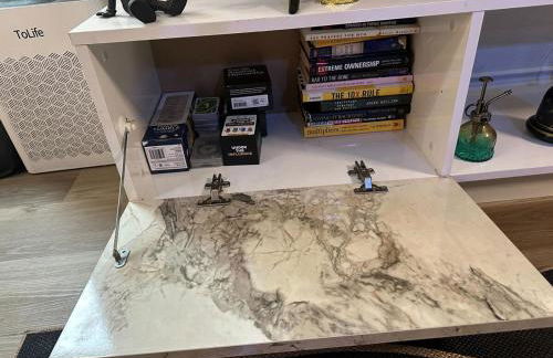 Cozy Stay with Pool Relax with Easy Access to Highway - Foto 52