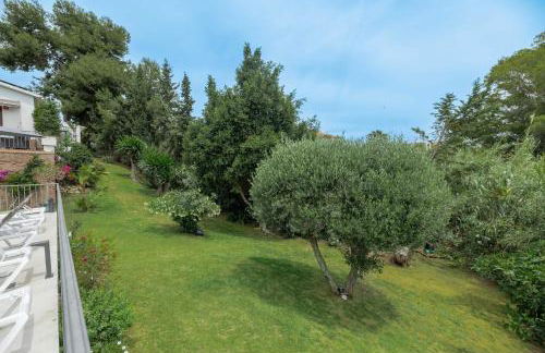 Beachside Villa in Carib Playa - Photo 38