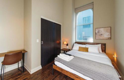 Downtown Luxe 2BR Loft Apt - Sleeps 6-7 - Walkable - Foto 19