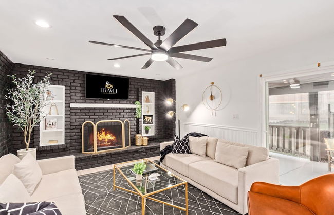 Tiki Paradise w Htd Pool Putt Grn Tiki Bar - Photo 3