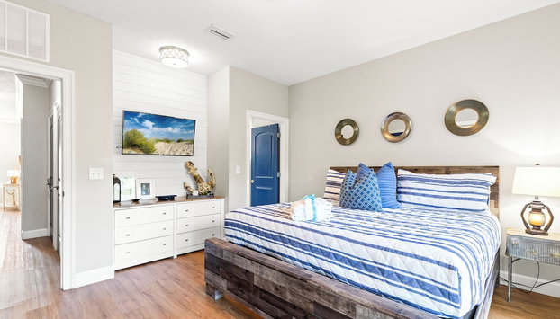 Sailors Cove: 5-bedroom, 4.5 Baths, Sleeps 12! Steps Away From the Beach! - Foto 5, Habitación