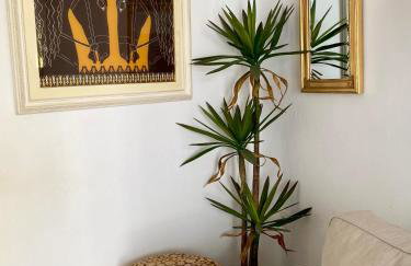 Lion House II - Photo 2