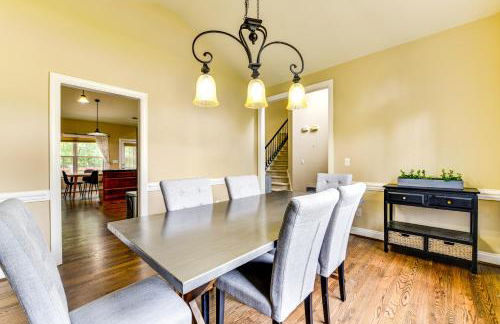 2 Mi to Lake Norman Home with Deck in Huntersville! - Foto 5