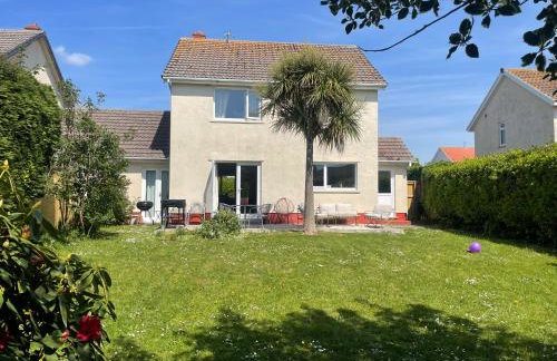 Palms - spacious, 3 bedroom, pet friendly, family holiday home - Foto 1