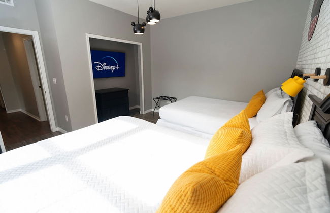 Magical Themed 3BR Townhouse Near the Parks - Foto 21