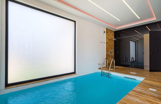 Luxury Villa With Private Indoor and Outdoor Pool - Foto 19