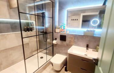 Modern Apartment - FREE parking - Foto 24