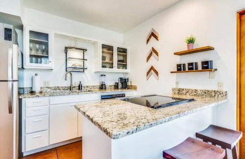 2BR Hideaway with Patio Springtime in Downtown - Foto 3