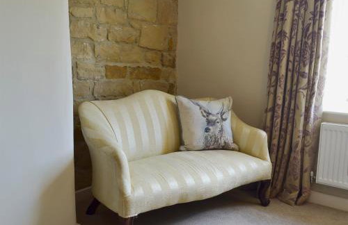 Periwinkle Cottage - Photo 8