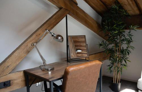 3BR Riverside Warehouse Loft - Foto 35