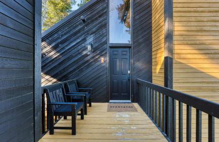 Lake View, Firepit, Game Room Remodeled Lake Tahoe Luxury Cabin by Avantstay - Foto 72