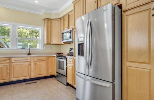 Diving Duck - Waterfront home w Hot tub & Boat dock & King Bed - Foto 23