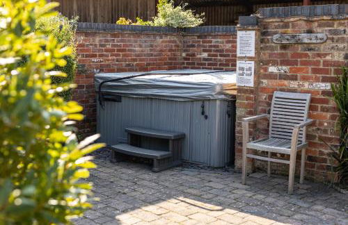 Newclose Farm - The Old Barn - Photo 23