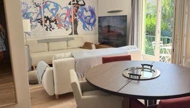 Lorette Hideway - Photo 1